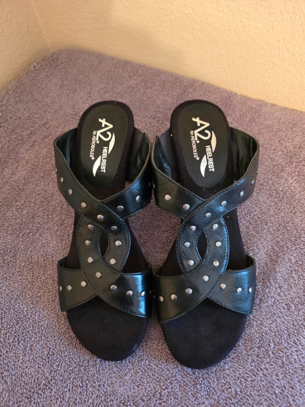 Aerosoles A2 Black Studded Slide Sandals Mules Heels Size 7 - Picture 2 of 4